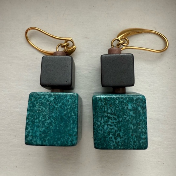 Urban Dwell Jewelry - Urban Dwell Elegant Teal and Black Stone Square Earrings